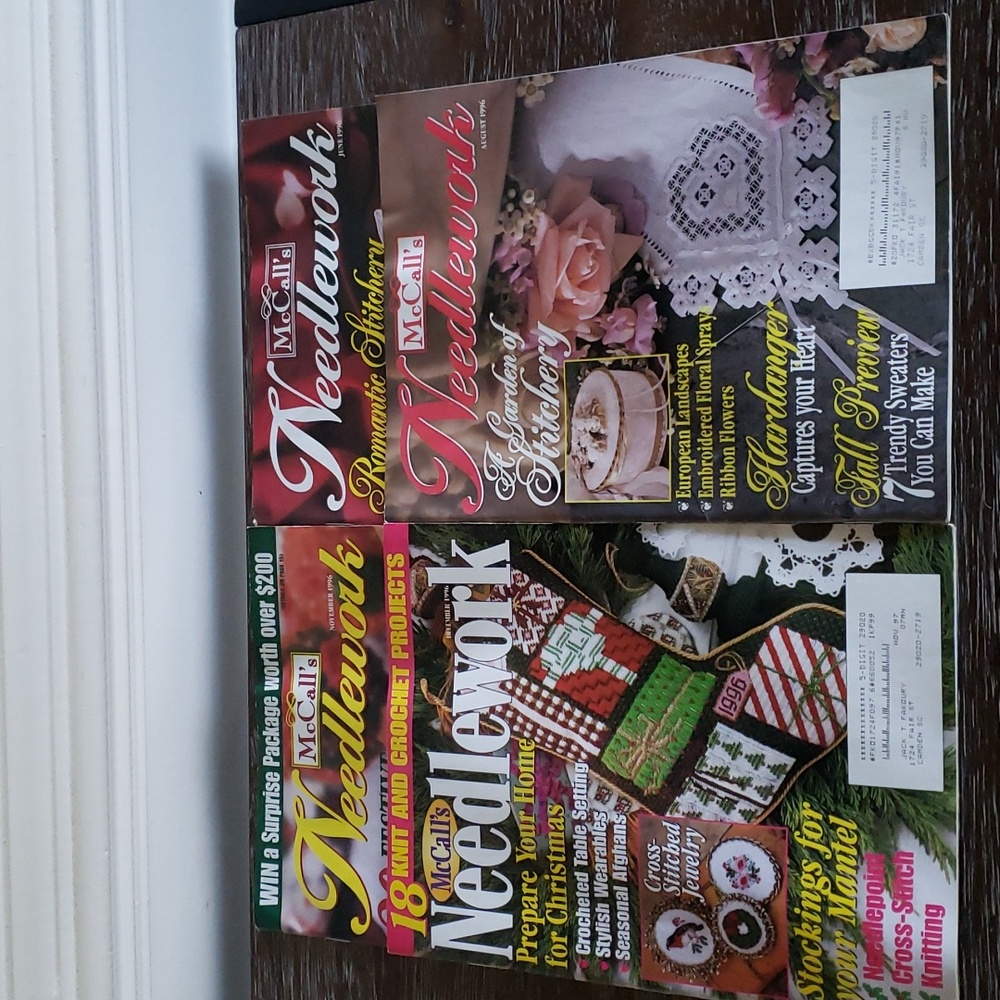 Vintage! 💖2XHost Pick💖1996 McCall's Needlework and Crafts Magazines Lot of 4
